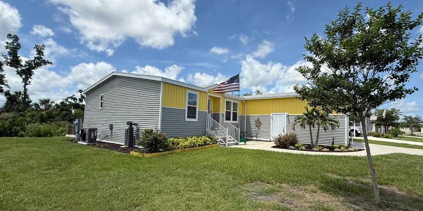 7907 Chandler St a Ellenton, FL Mobile or Manufactured Home for Sale